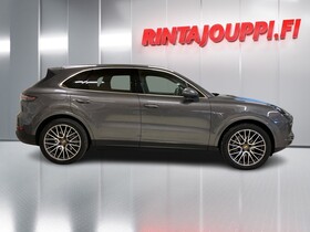 Porsche Cayenne vaihtoauto