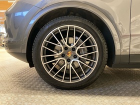 Porsche Cayenne vaihtoauto