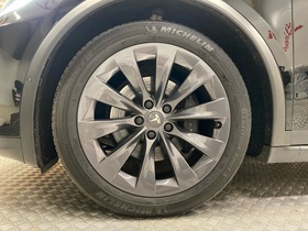 Tesla Model X vaihtoauto