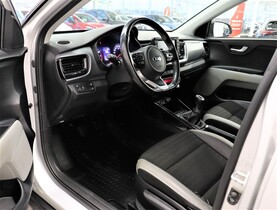 Kia Stonic vaihtoauto