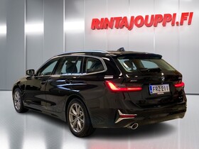 BMW 330 vaihtoauto