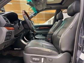 Toyota Land Cruiser vaihtoauto