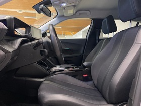 Peugeot e-2008 vaihtoauto