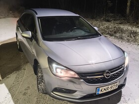 Opel Astra vaihtoauto