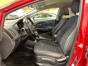 Kia Rio vaihtoauto