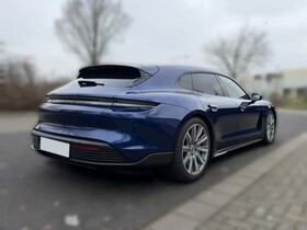 Porsche Taycan vaihtoauto