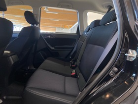 Subaru Forester vaihtoauto