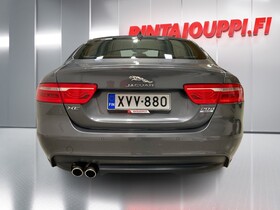Jaguar XE vaihtoauto