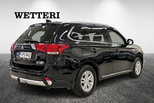 Mitsubishi Outlander PHEV vaihtoauto