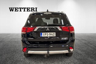 Mitsubishi Outlander PHEV vaihtoauto