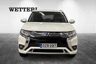 Mitsubishi Outlander PHEV vaihtoauto