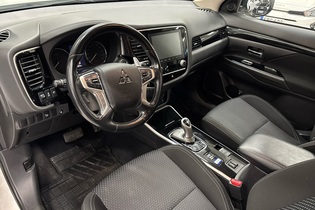 Mitsubishi Outlander PHEV vaihtoauto