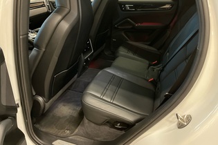 Porsche Cayenne vaihtoauto