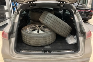 Mercedes-Benz EQC vaihtoauto