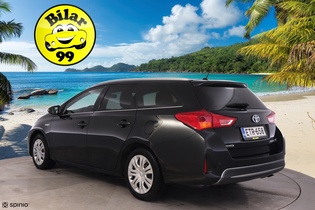 Toyota Auris vaihtoauto