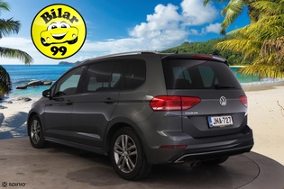 Volkswagen Touran vaihtoauto