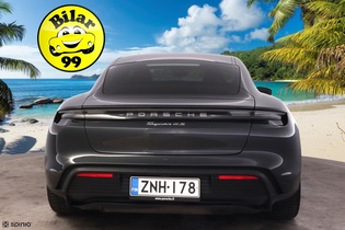 Porsche Taycan vaihtoauto