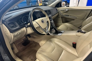 Volvo V60 Cross Country vaihtoauto