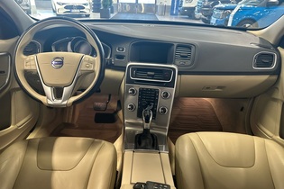 Volvo V60 Cross Country vaihtoauto