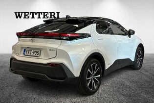 Toyota C-HR vaihtoauto
