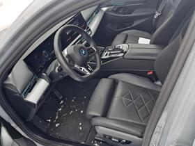 BMW i5 vaihtoauto