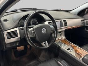 Jaguar XF vaihtoauto