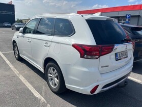 Mitsubishi Outlander PHEV vaihtoauto
