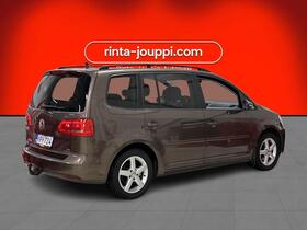 Volkswagen Touran vaihtoauto