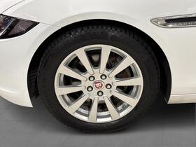 Jaguar XE vaihtoauto