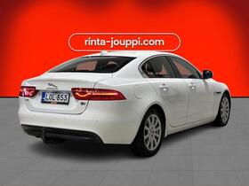 Jaguar XE vaihtoauto