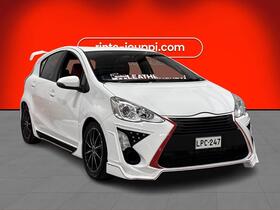 Toyota Aqua vaihtoauto