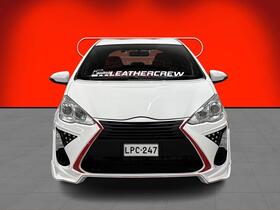 Toyota Aqua vaihtoauto