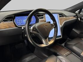 Tesla Model S vaihtoauto