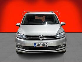 Volkswagen Touran vaihtoauto