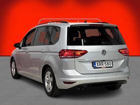 Volkswagen Touran vaihtoauto