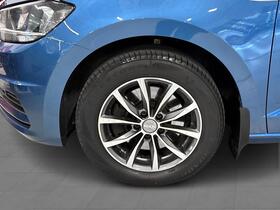 Volkswagen Touran vaihtoauto