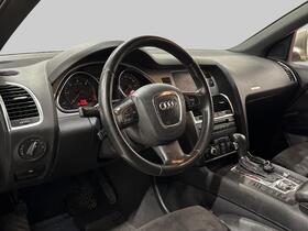 Audi Q7 vaihtoauto
