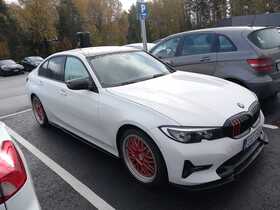 BMW 330 vaihtoauto