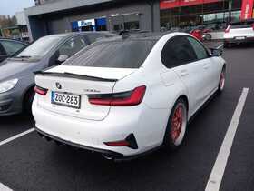 BMW 330 vaihtoauto