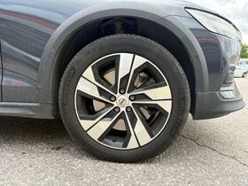 Volvo V60 Cross Country vaihtoauto