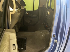 Nissan Navara vaihtoauto