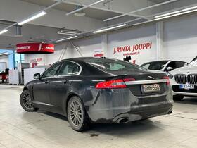 Jaguar XF vaihtoauto