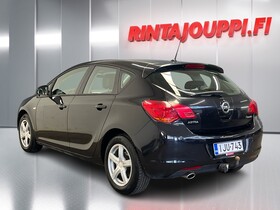 Opel Astra vaihtoauto