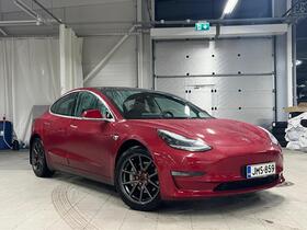 Tesla Model 3 vaihtoauto