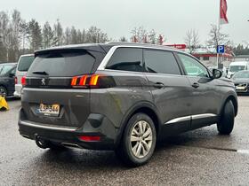 Peugeot 5008 vaihtoauto