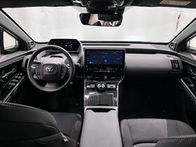 Toyota bZ4X vaihtoauto