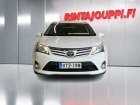 Toyota Avensis vaihtoauto