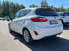 Ford Fiesta vaihtoauto