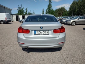 BMW 320 vaihtoauto