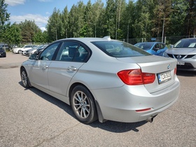 BMW 320 vaihtoauto